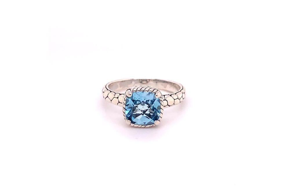 Segara Ring- Blue Topaz