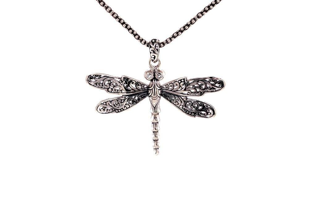Mata Pendant