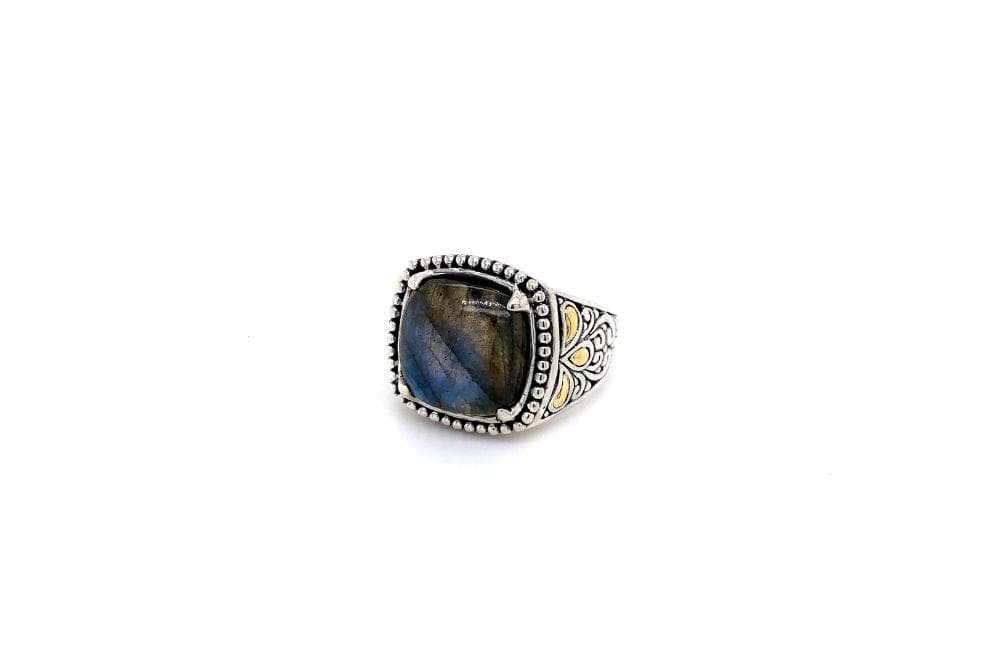 Mystery Ring