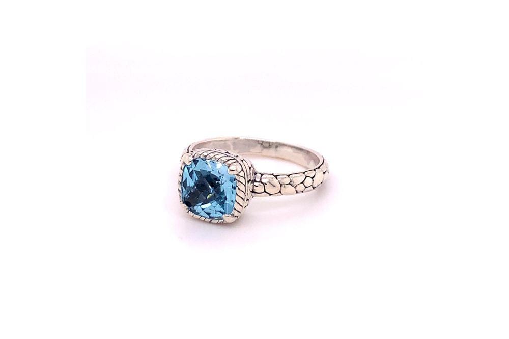 Segara Ring- Blue Topaz