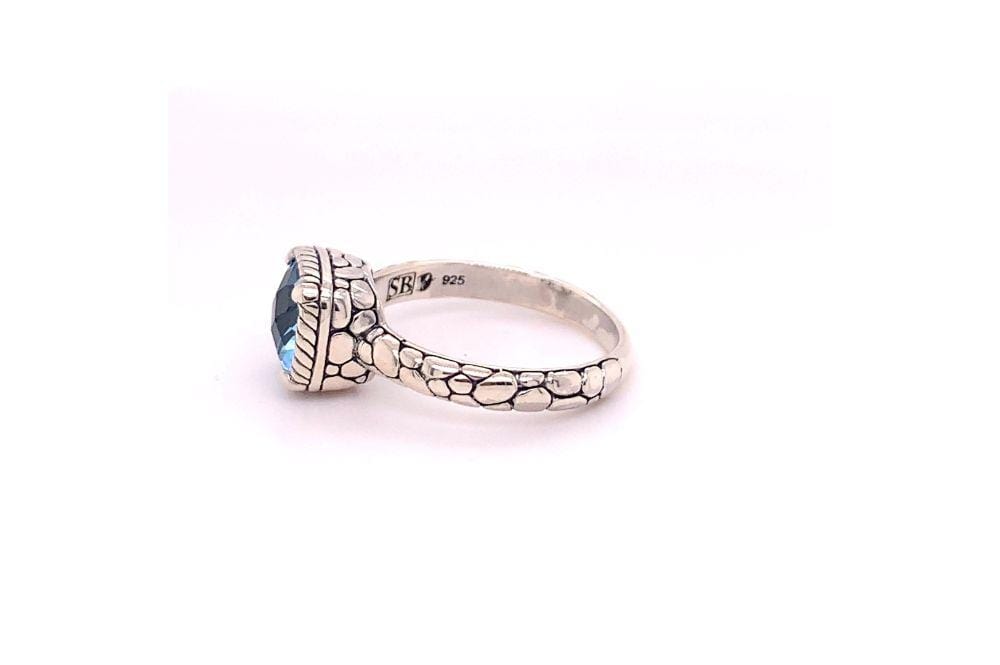 Segara Ring- Blue Topaz