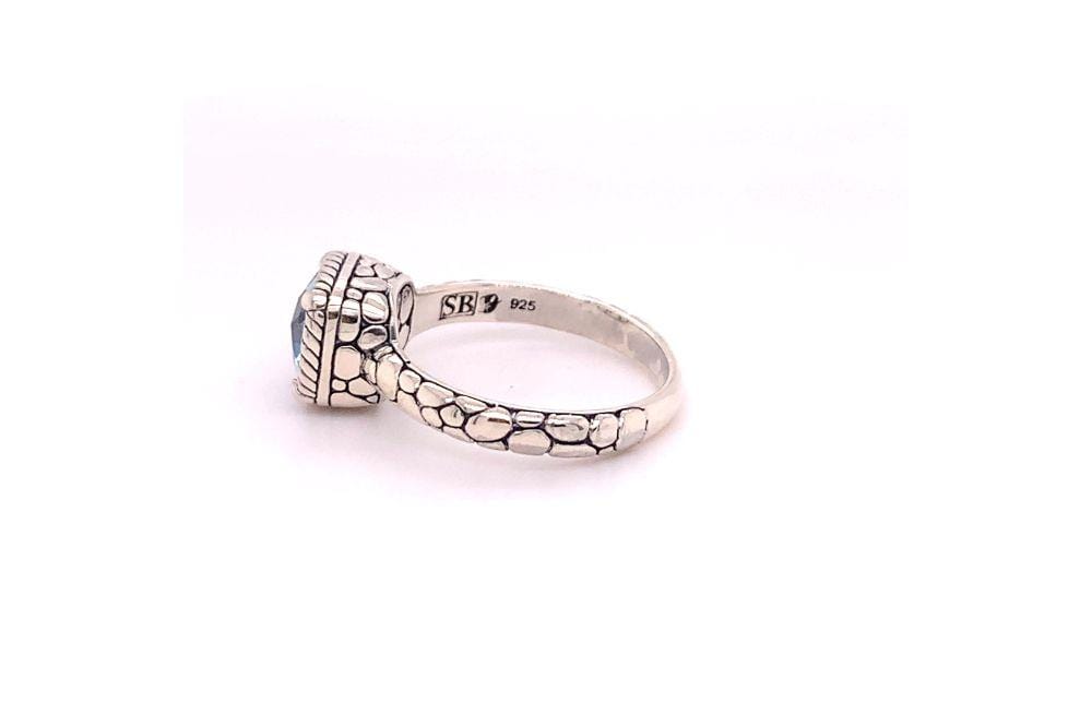 Segara Ring- Blue Topaz