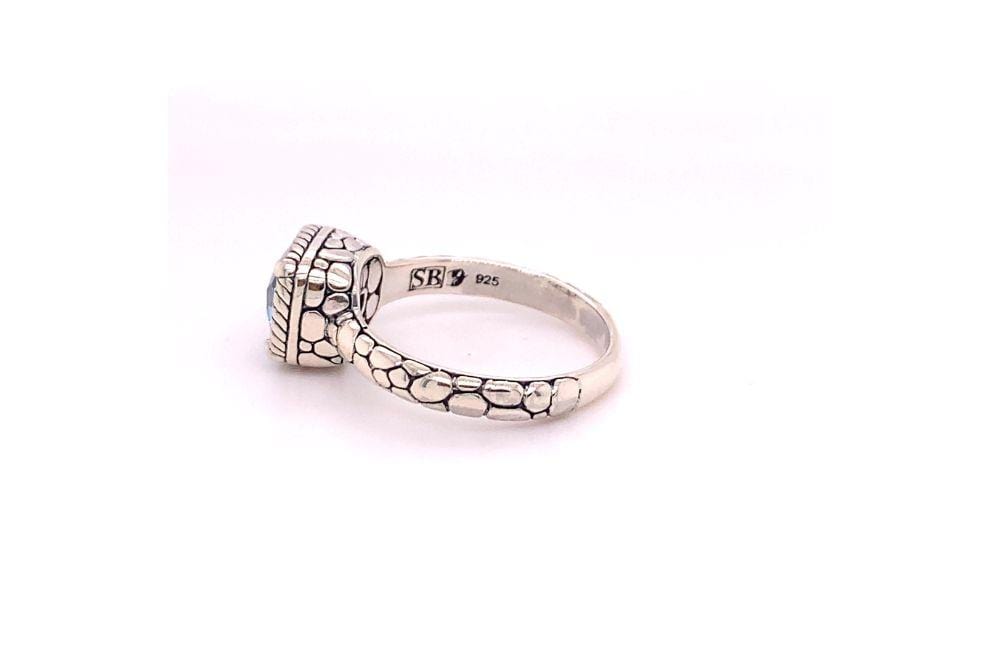 Segara Ring- Blue Topaz