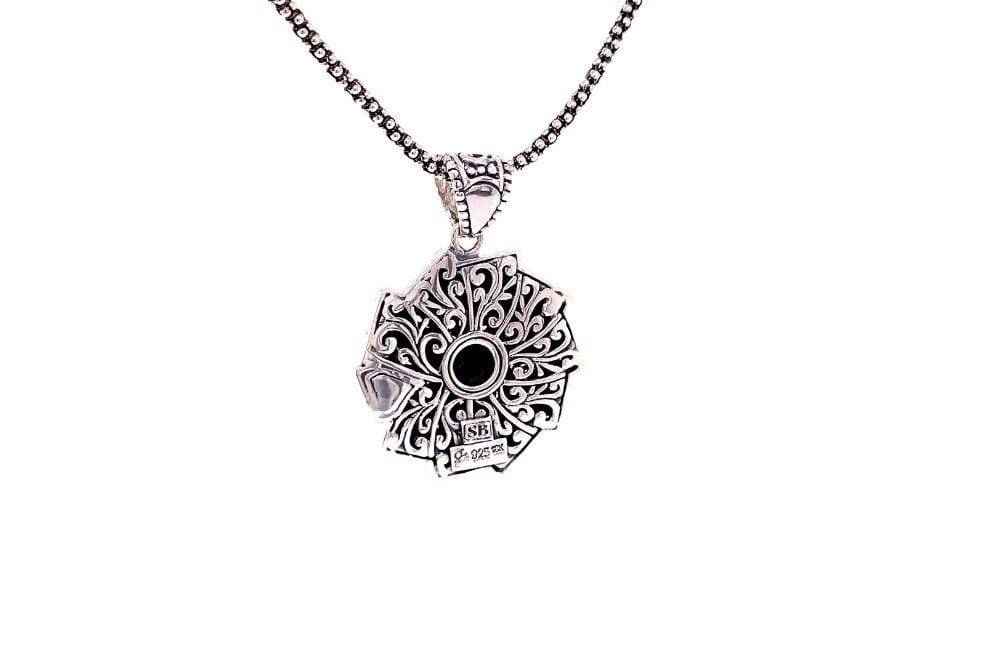 Roda Pendant