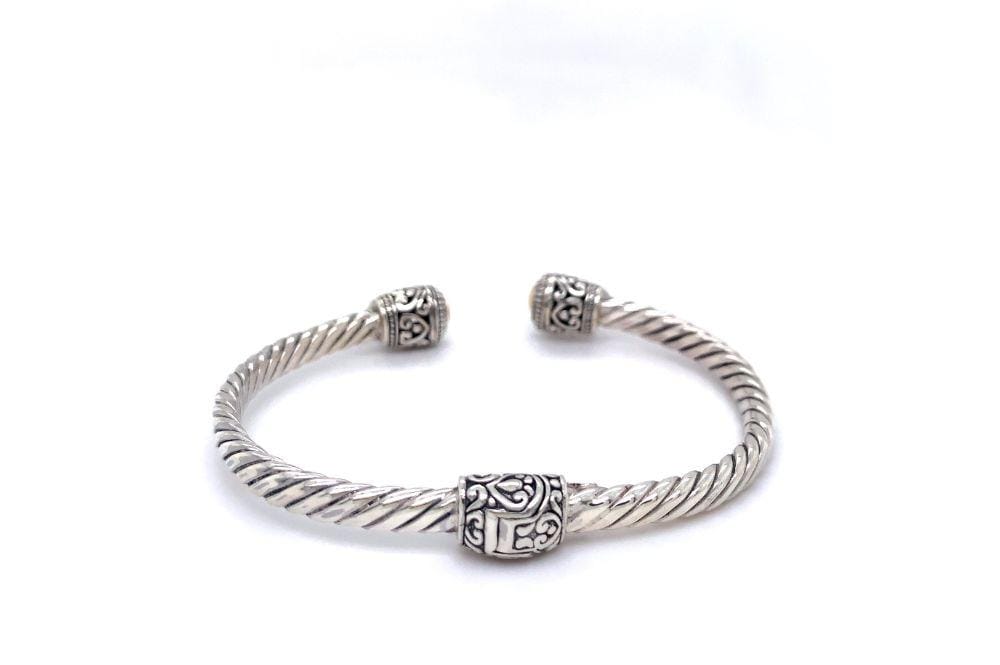 Corina Bangle