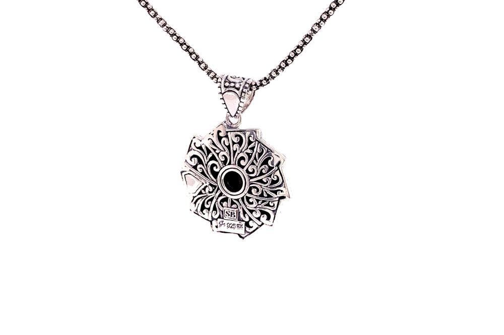 Roda Pendant