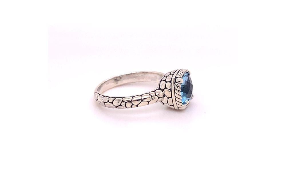 Segara Ring- Blue Topaz