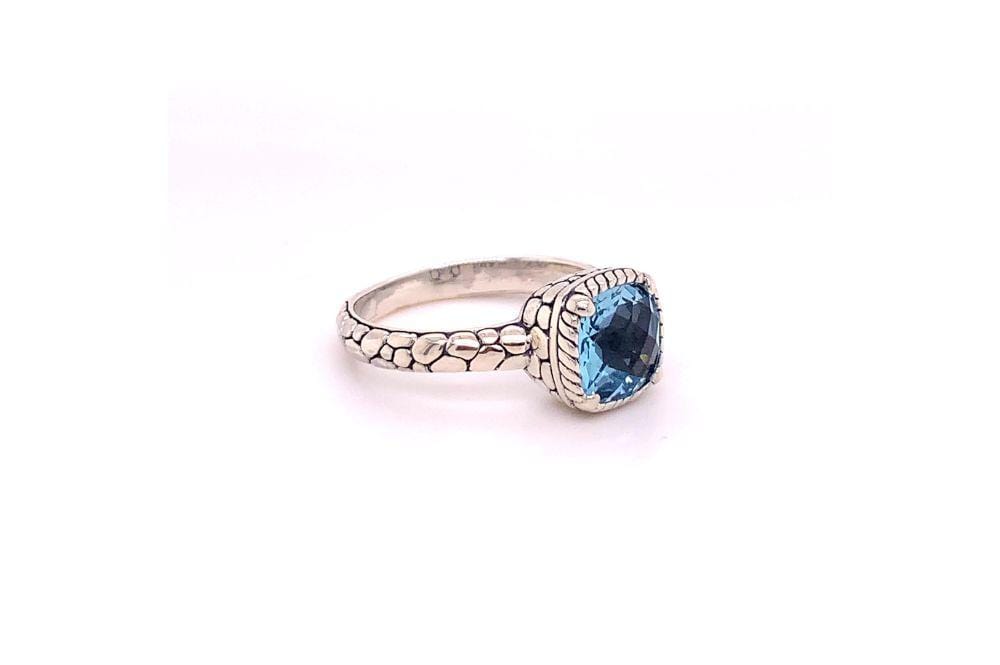 Segara Ring- Blue Topaz