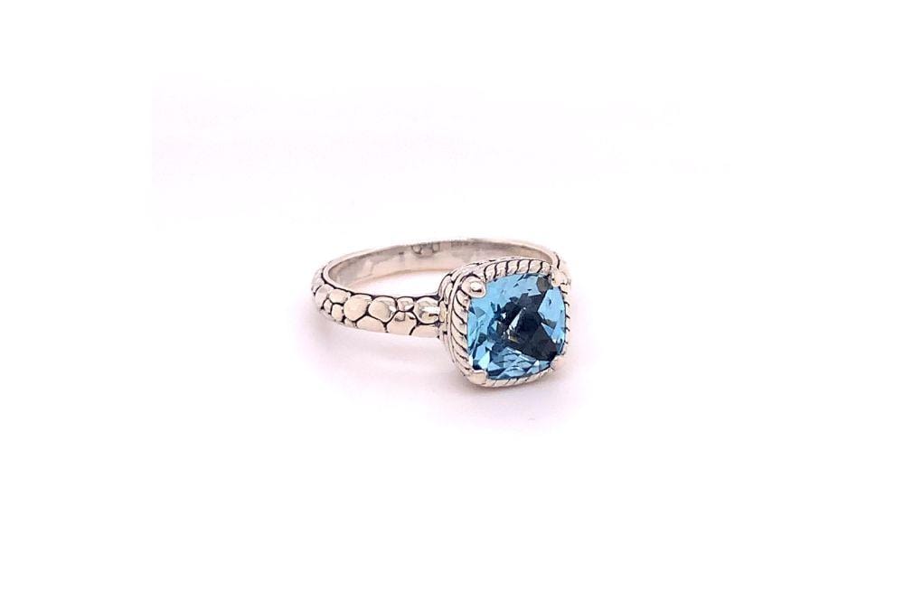 Segara Ring- Blue Topaz