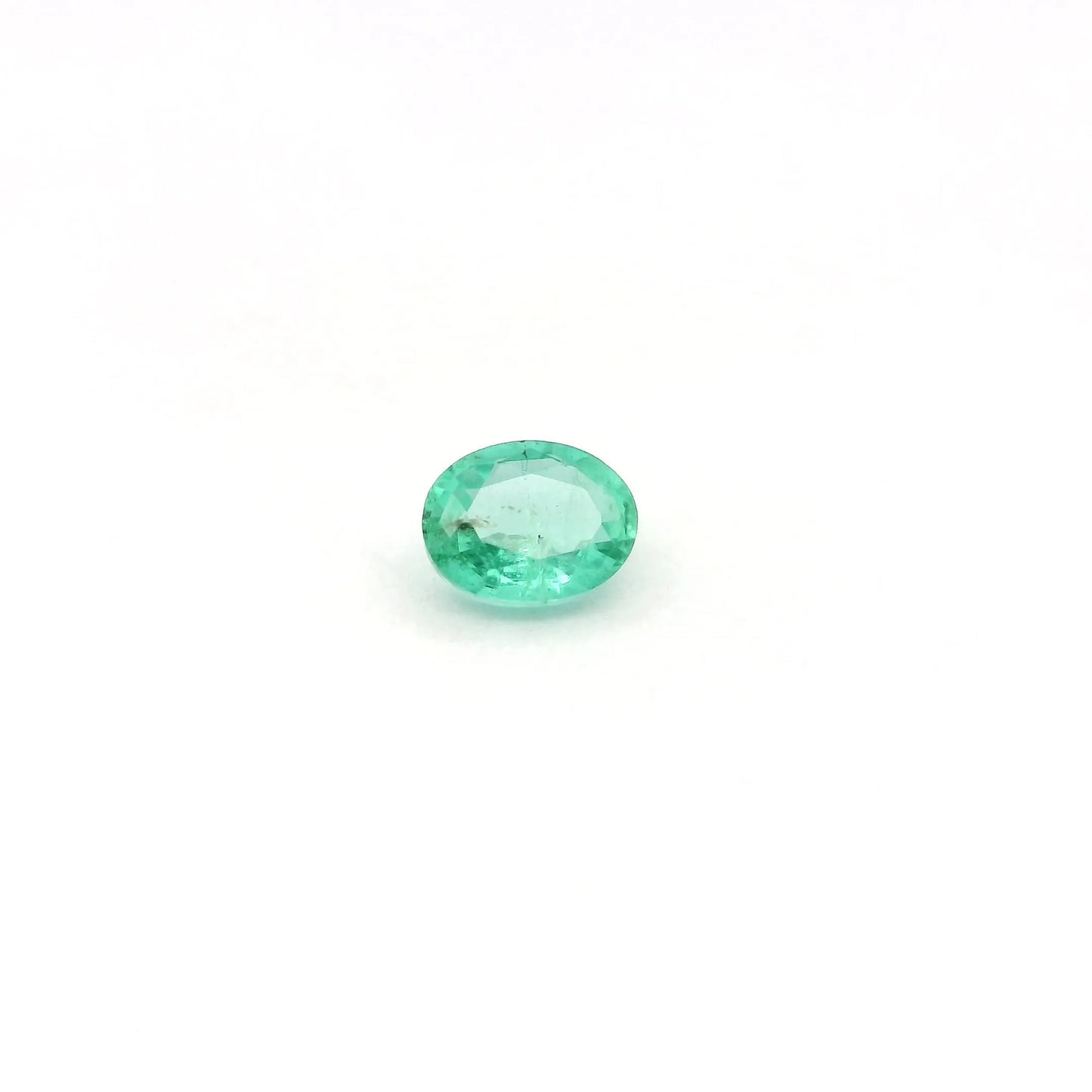0.36ct Oval Natural Emerald (Colour Green, Clarity Slightly Included, Cut Faceted)