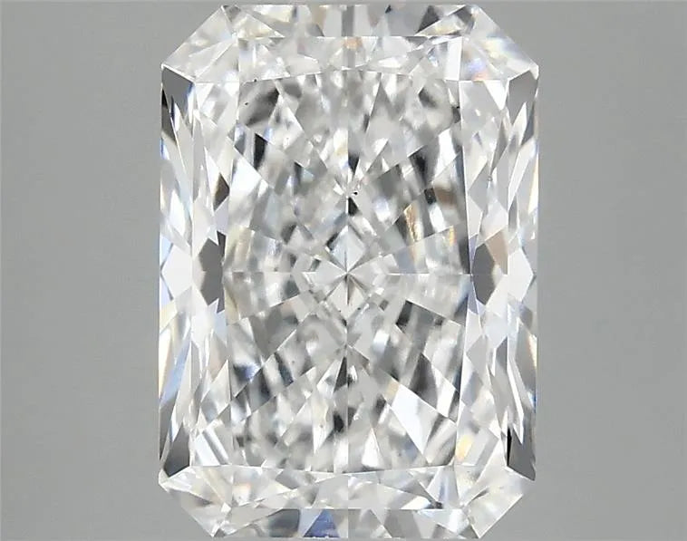 2.90ct Radiant Lab Grown Diamond (Colour E, Clarity VS1, IGI Certified)