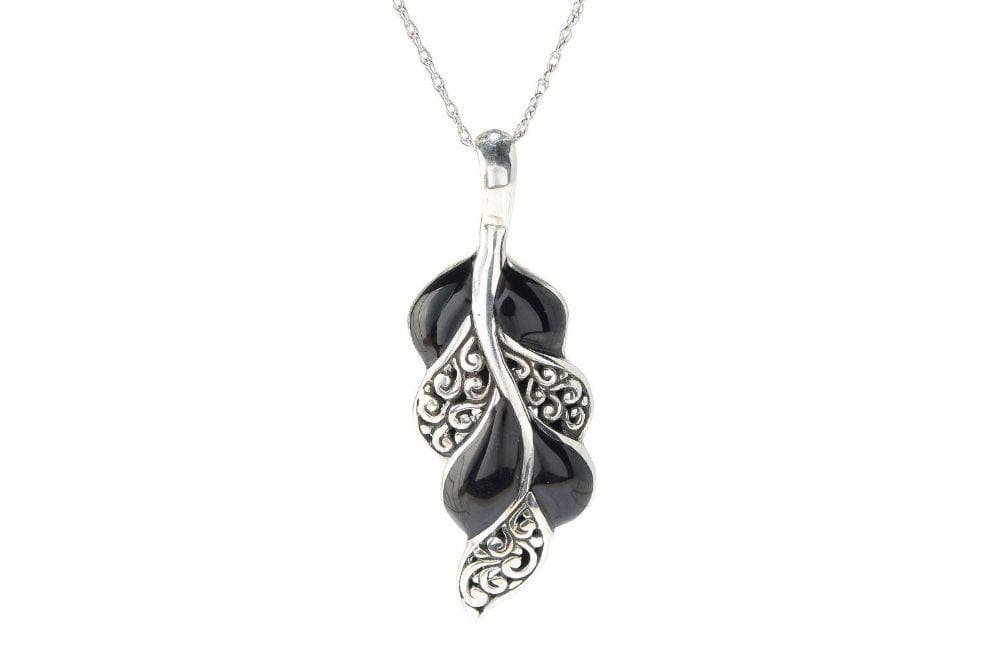 Cascada Leaf Pendant- Black Shell