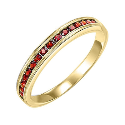 10Kt Yellow Gold Garnet 1/3Ctw Ring