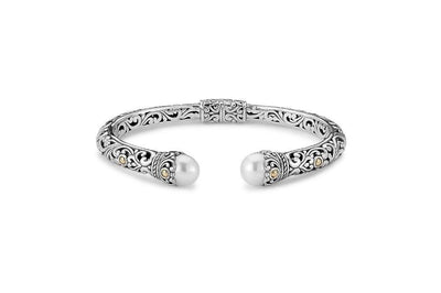 Gili Bangle- White Pearl