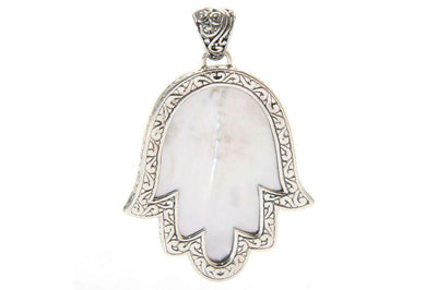 Hamsa Reef Pendant-Mother Of Pearl