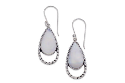 Lovina Earrings- Mother Of Pearl
